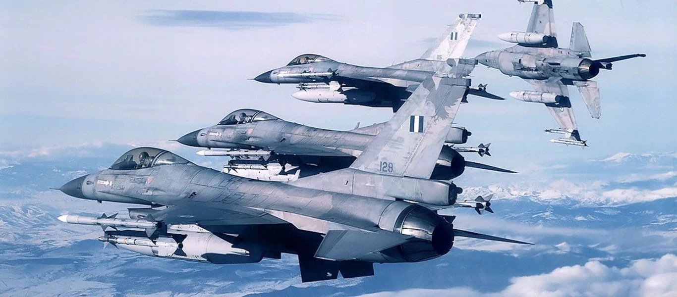 Δύο F-16 της Πολεμικής Αεροπορίας αναμετρώνται σε συνθήκες πραγματικής αερομαχίας - Συγκλονιστικό βίντεο